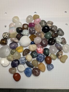 Tumbled Crystals Mix, Assorted Natural Gems Stones Confetti Crystal Lot